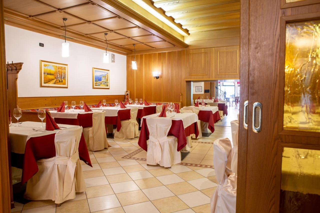 Hotel Ristorante Alla Nave Lavis Esterno foto